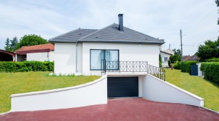 Média réf. 259 (70/110): Maisons E.R.M.I. : photo d'une maison individuelle sur mesure