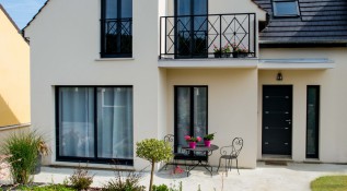 Média réf. 268 (87/110): Maisons E.R.M.I. : photo d'une maison individuelle sur mesure