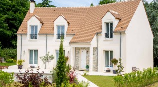 Média réf. 269 (73/110): Maisons E.R.M.I. : photo d'une maison individuelle sur mesure