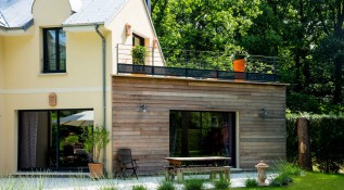 Média réf. 246 (75/134): Maisons E.R.M.I. : photo de détails extérieurs