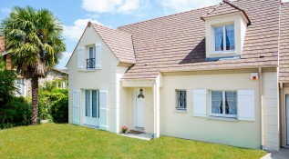 Média réf. 252 (71/134): Maisons E.R.M.I. : photo de détails extérieurs